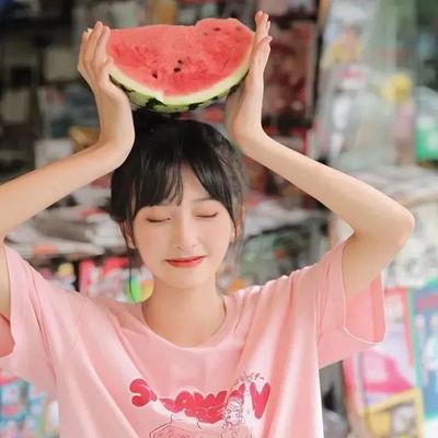 吃瓜女生高清图片,高清吃瓜女生图鉴