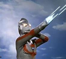 杰克奥特曼吃瓜,吃瓜群众眼中的宇宙英雄