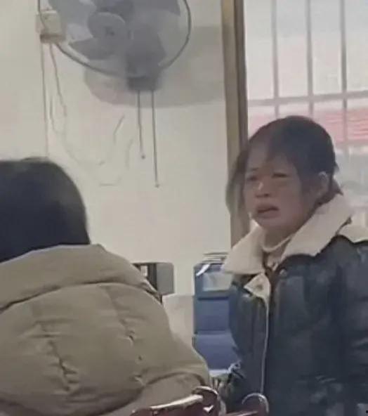 老师直播间吃瓜